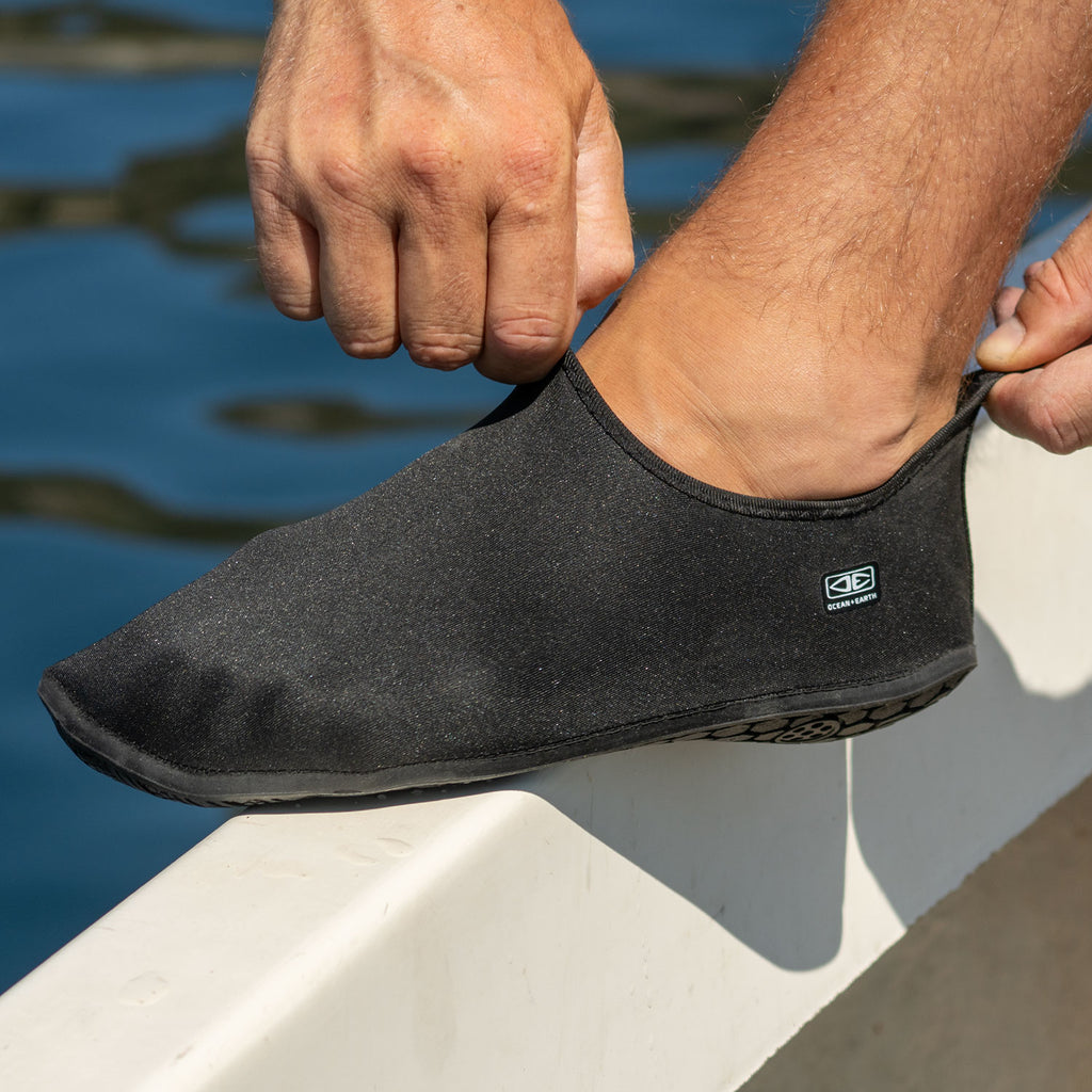 OCEAN&EARTH REEF BOOTIES ブラック XS Surf Boot | Pocket Reef Bootie - 1mm | Ocean and Earth – Ocean and